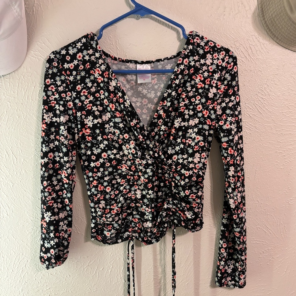 BLACK LONG SLEEVE CROP